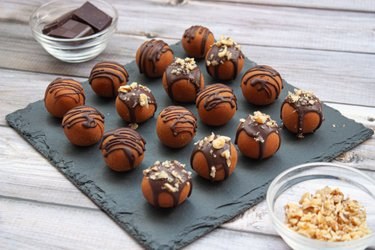 „Reese’s“ guličky z 2 ingrediencií